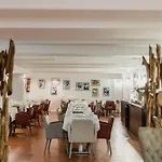 Mont Blanc Szálloda 3*
